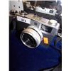 Image 1 : VINTAGE CANON CAMERA - 40MM LENSE