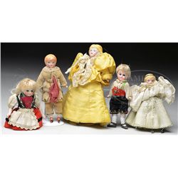 GROUPING OF 5 DOLLHOUSE DOLLS.