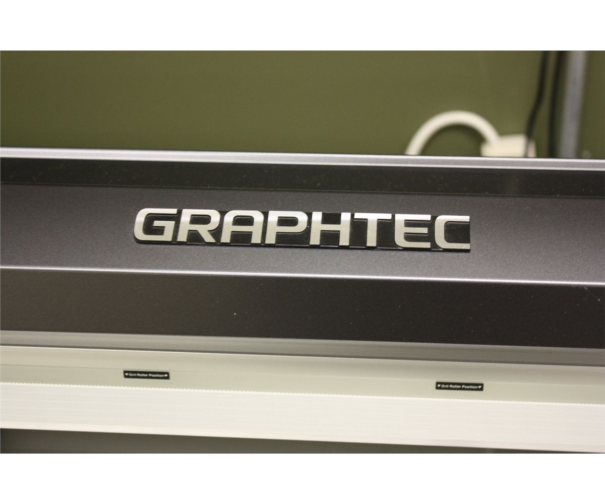GRAPHTEC FC-8000-130 DIGITAL CUTTING PLOTTER