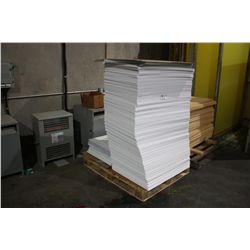 PALLET OF SIGN BOARD