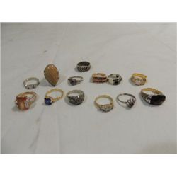 LOT 13 STERLING SILVER RINGS WITH VARIOUS STONES