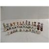 Image 1 : LOT 40 VINTAGE CERAMIC THYMBELS VARIOUS TOPICS