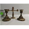 Image 2 : LOT 6 VARIOUS METAL ITEMS: BRASS CANDLE HOLDERS,