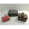 Image 1 : LOT 3 VINTAGE PRESSED METAL HANDLED UNION PLUG &