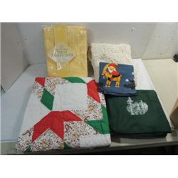 LOT 5 ITEMS: 1 MACHINE MADE QUILT, 3 TABLE CLOTHS