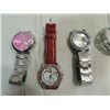 Image 2 : LOT 5 LADYS QUARTZ WRIST WATCHES: HELLO KITTY