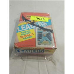 1988 TOPPS WAX PACK BASEBALL PLAYER CARDS BOX