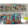 Image 2 : LOT 50+ 1963, 71, 75 TOPPS FOOTBALL PLAYER CARDS