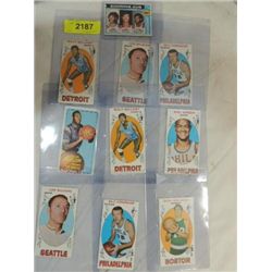 LOT 10 VINTAGE 1960S & 70S TOPPS BASKETBALL CARDS