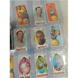 LOT 12 VINTAGE 1960S & 70S TOPPS BASKETBALL CARDS