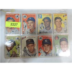 LOT 16 1954 TOPPS BASEBALL PLAYER CARDS: 15, 42,