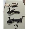 Image 1 : LOT 3 VINTAGE ONEIDA VICTOR STEEL LIVE ANIMAL TRAP