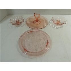 LOT 4 VINTAGE PINK DEPRESSION GLASS: CAKE TRAY, 2