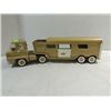 Image 1 : VINTAGE STRUCTO PRESS METAL SEMI CAB & HORSE VAN