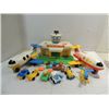 Image 1 : 1980 FISHER-PRICE AIRPORT STATION, 2 JETS, PEOPLE