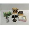 Image 1 : LOT 7 VINTAGE ITEMS: SPRING LOADED RAZOR, TRAVEL