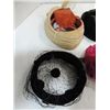 Image 2 : LOT 6 VINTAGE 1950S LADY'S PILL BOX STYLED HATS