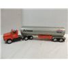 Image 1 : VINTAGE ERTL PRESS METAL SEMI CAB & TANKER TRAILER