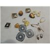Image 1 : LOT 13 VINTAGE LAPEL PIN, 45 RPM RECORD PLUGS, EAR