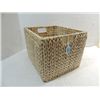 Image 1 : 12X14X12 REED WOVEN METAL FRAME BASKET