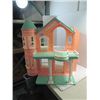 Image 1 : 1995 MATTEL BARBIE DOLL LARGE FOLD OUT DOLL HOUSE