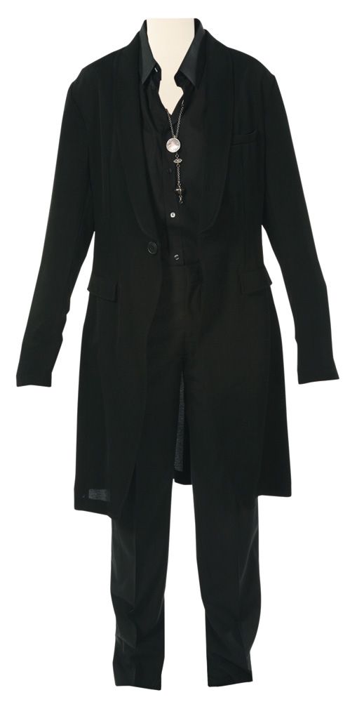 Cinna Backstage Costume From The Hunger Games cinna-backstage-costume-from-the-hunger-games