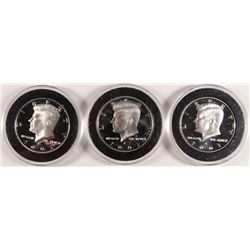 ( 3 ) PIECES 2001-S SILVER PROOF KENNEDY HALF DOLLARS ALL PROTECTED IN CAPSULES