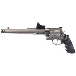 Smith & Wesson Performance Center Model 500 Magnum Hunter Double Action Revolver with Red Dot Sight