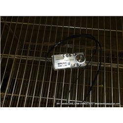 SONY DSC LT DIGITAL CYBER SHOT CAMERA