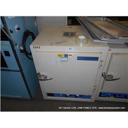 VWR 1350F OVEN