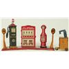 Image 1 : Marx Service Station Tin Toy