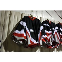APPROX. 20 BLACK MESH PRACTICE HOCKEY JERSEYS