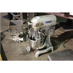 BLACK BLAKESLEE SINGLE PHASE LRG QUART STAND MIXER WITH ATTACHMENTS