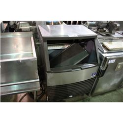 MANITOWOC STAINLESS STEEL COMMERICAL ICE MAKER