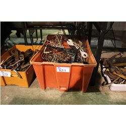 BIN OF ASSOR. MEAT HOOKS