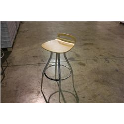 MODERN MAPLE TOP SWIVEL BAR STOOL