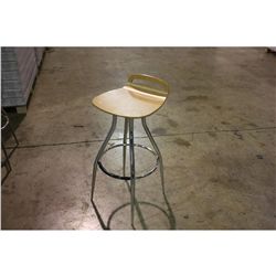 MODERN MAPLE TOP SWIVEL BAR STOOL