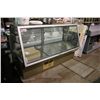 Image 1 : COLDSTREAM 6 FT GLASS FRONT DELI GLASS