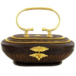 Finely Hand-woven Lipao Gold Plate Handbag (ACT-000437)
