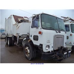 2003 - AUTOCAR WX SIDELOADER