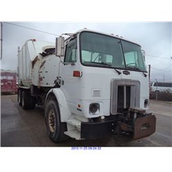2005 - AUTOCAR WX SIDELOADER