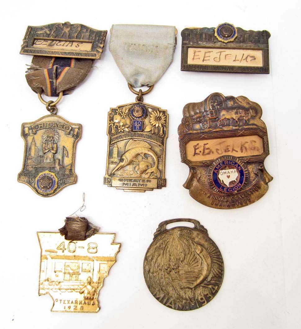 LOT OF 5 WW2 ERA VFW FOREIGN WAR VETRANS MEDALS