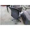 Image 2 : BLACK LEATHER SEAT MESHBACK ERGONOMIC TASK CHAIR