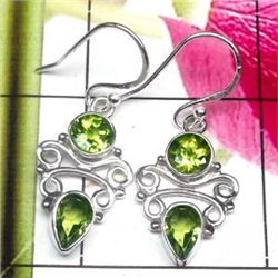 4.20g Earring of Peridot Sterling Silver