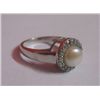 Image 1 : 4.230g Ring of Pearl and CZ Sterling Silver