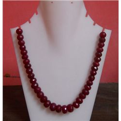 422.10 Ct Necklace of Ruby