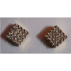 2.484g Earring in 14kt 2.432g Gold,0.26 Ctw Diamond