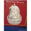 Image 2 : Reed & Barton Musical Pear NIB