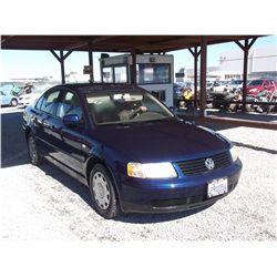VW PASSAT 2001 T-DONATION