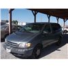 Image 2 : TOYOTA SIENNA 1999 T-DONATION